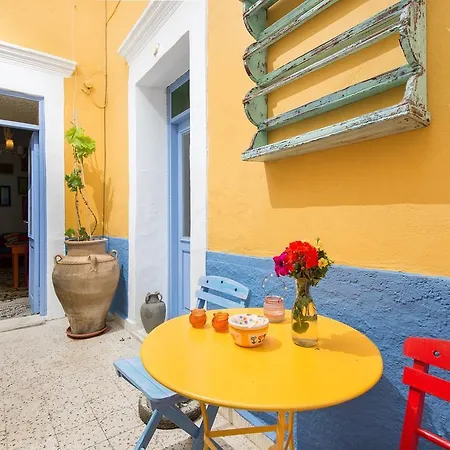 Gremos House Case de vacanță